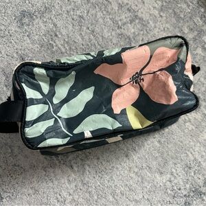 Aloha Collection Dopp Kit